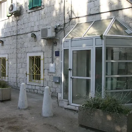 Spalacun Apartament *